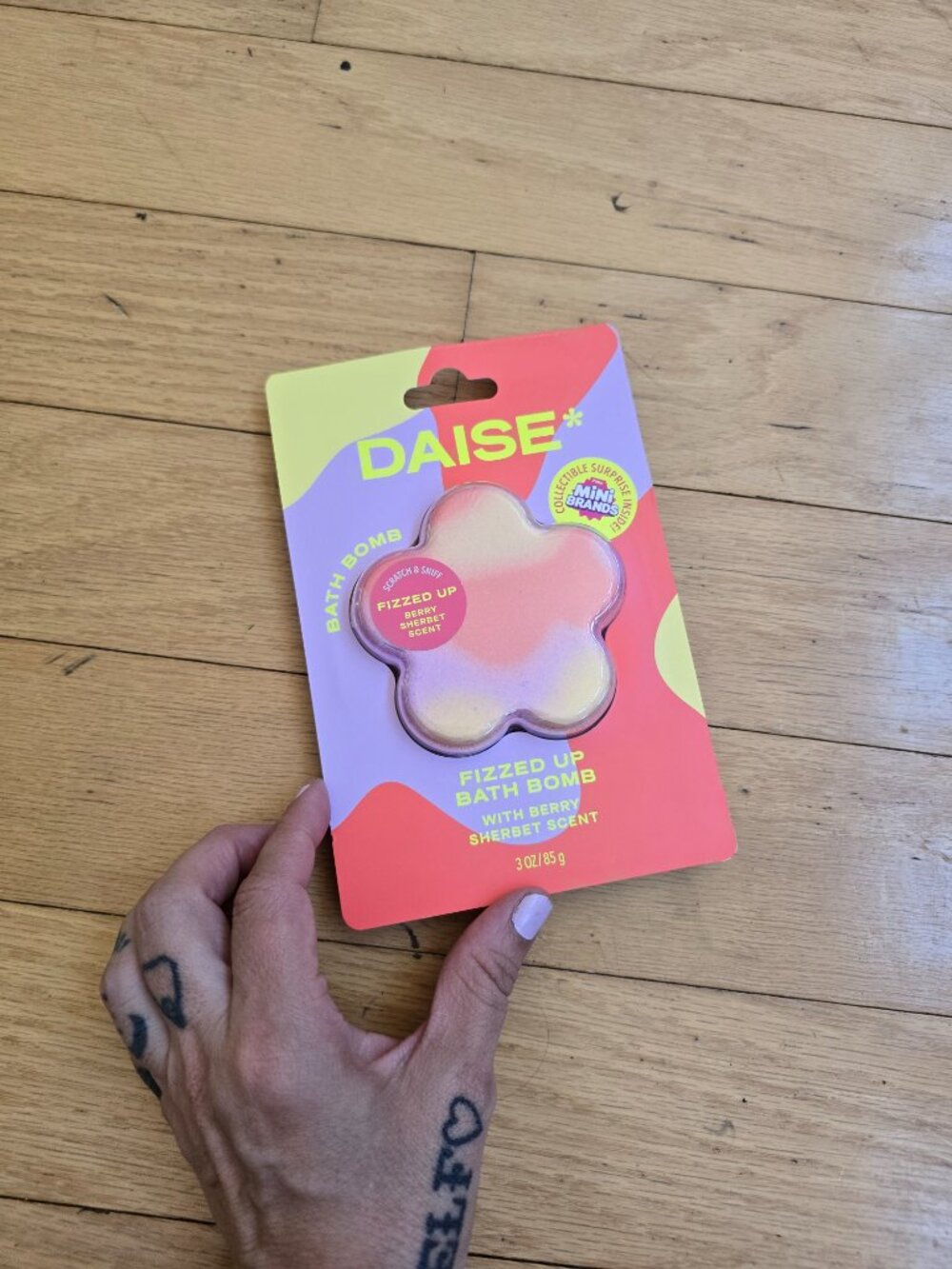 DAISE | Zuru Mini Brands Fizzy Bath Bomb Berry Sherbet Flower Shaped NWT